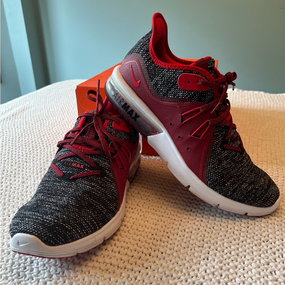 Nike Air Max Men's Black and Red Sneakers